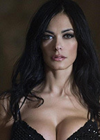 Maria Grazia Cucinotta nue