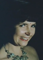 Geraldine Hart nue