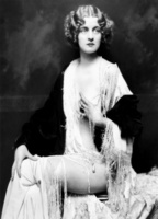 Gertrude Dahl nue