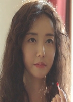 Hwa Yeon Kim nue