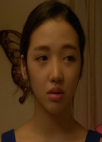 Jin Seo-yeon(I) nue