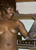 Millie Small nue