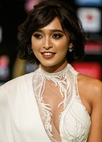 Sayani Gupta nue