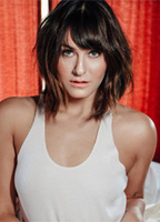 Scout Taylor-Compton nue