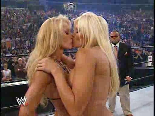 Torrie Wilson Nue Dans Wwe Divas