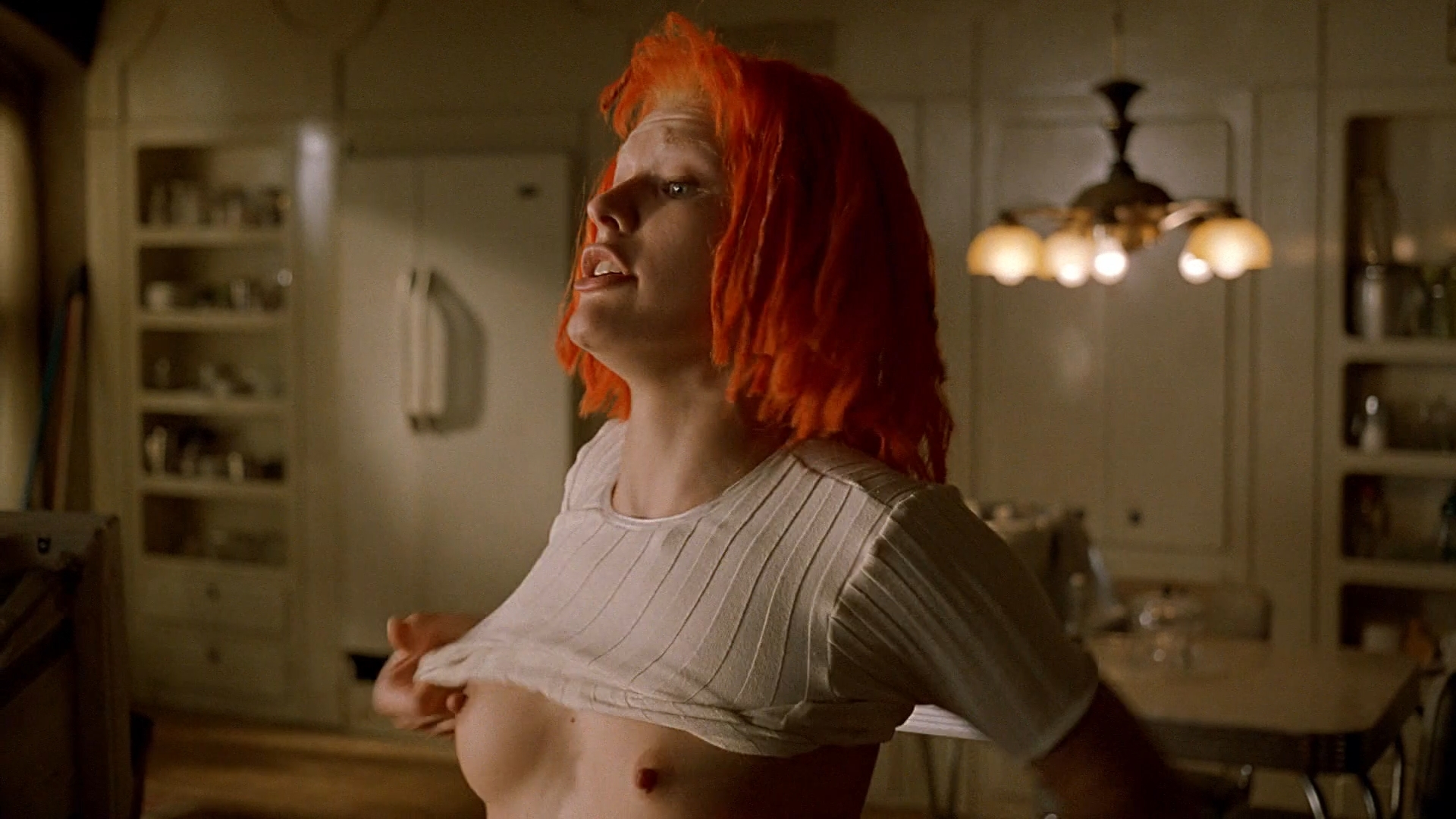 Milla Jovovich Nue Dans The Fifth Element 