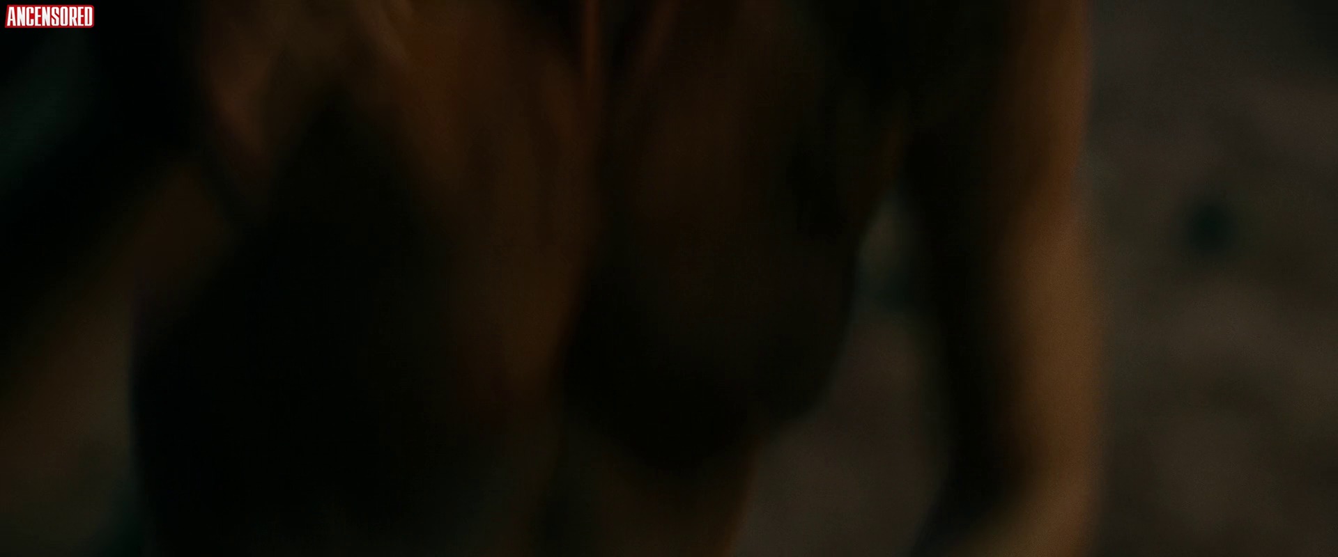 Mackenzie Davis Nue Dans Terminator Dark Fate