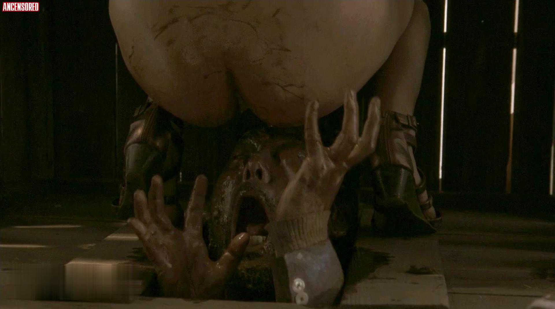 Asana Mamoru Nue Dans Zombie Ass Toilet Of The Dead