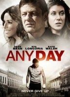 Any Day (2015) Scènes de Nu