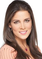 Adianez Hernández nue