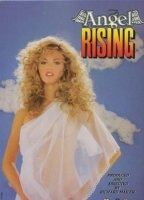 Angel Rising 1988 film scènes de nu