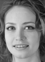Anna Adamovich nue