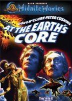 At the Earth's Core (1976) Scènes de Nu