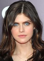Alexandra Daddario nue