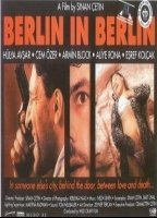 Berlin in Berlin (1993) Scènes de Nu