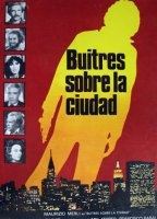 Buitres sobre la ciudad (1981) Scènes de Nu
