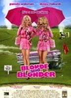Blonde and Blonder (2007) Scènes de Nu