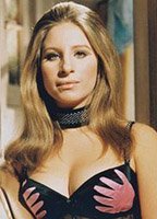 Barbra Streisand nue