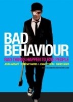 Bad Behaviour (2010) Scènes de Nu