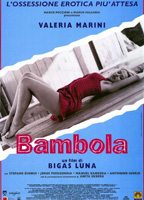 Bámbola (1996) Scènes de Nu