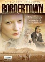 Bordertown 1995 film scènes de nu