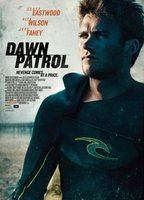 Dawn Patrol (2014) Scènes de Nu