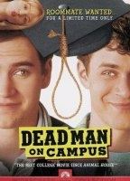 Dead Man on Campus (1998) Scènes de Nu