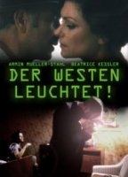 Der Westen Leuchtet! (1982) Scènes de Nu