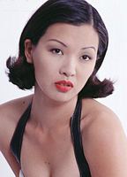 Deborah Lin nue