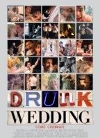 Drunk Wedding (2015) Scènes de Nu