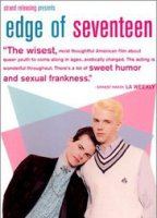 Edge of Seventeen (1998) Scènes de Nu