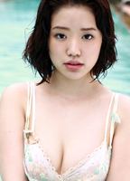 Emi Yanagimoto nue