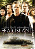 Fear Island scènes de nu