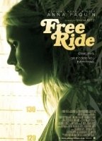 Free Ride (2013) Scènes de Nu