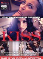 Kiss 3 (2015) Scènes de Nu