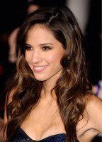 Kelsey Chow nue