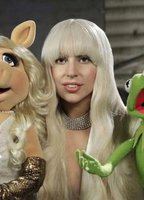 Lady Gaga & the Muppets Holiday Spectacular scènes de nu