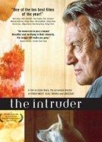The Intruder (2004) Scènes de Nu