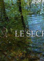 Le secret d'Elise 2015 - 2016 film scènes de nu