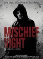 Mischief Night 2013 film scènes de nu