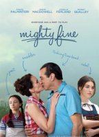 Mighty Fine (2012) Scènes de Nu