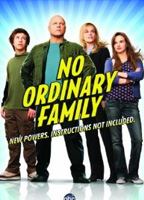 No Ordinary Family (2010) Scènes de Nu