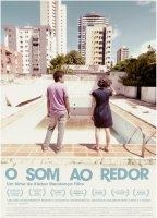 O Som ao Redor 2012 film scènes de nu