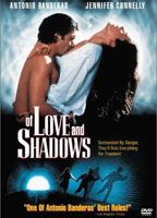 Of Love and Shadows (1994) Scènes de Nu