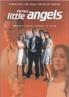 Perfect Little Angels (1998) Scènes de Nu