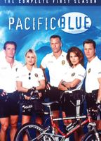Pacific Blue 1996 - 2000 film scènes de nu