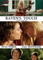 Raven's Touch 2015 film scènes de nu