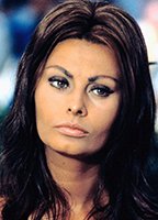 Sophia Loren nue