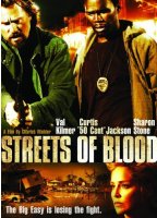 Streets of Blood 2009 film scènes de nu