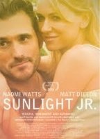 Sunlight Jr. 2013 film scènes de nu